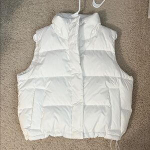 Lululemon Wunder Puff Vest (White)